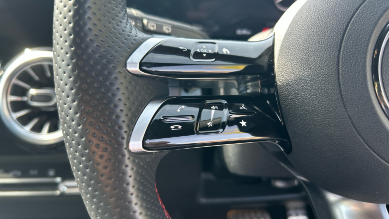 Mercedes-Benz Eqa 350 4M 215kW AMG Line Executive 66.5kWh 5dr At Electric Hatchback